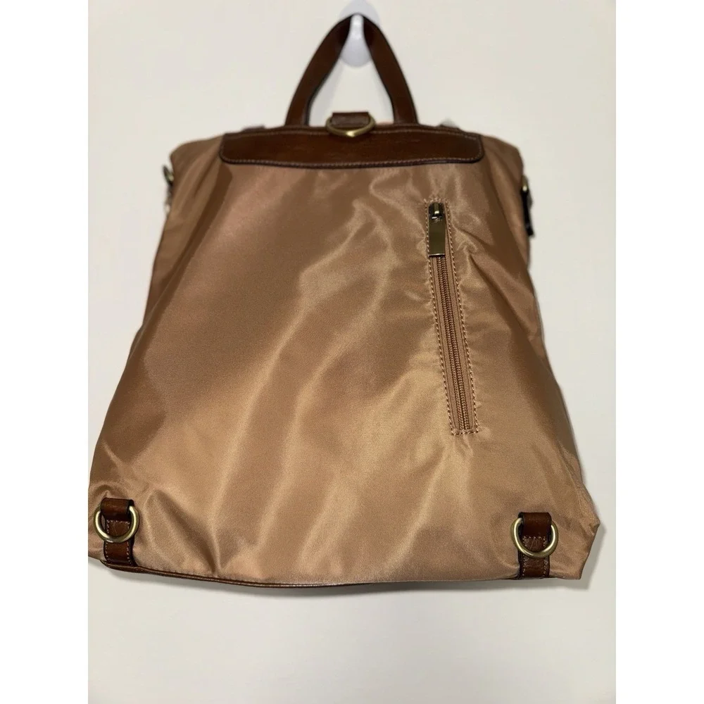 Chillx LADIES CONVERTIBLE BACKPACK TRAVEL PURSE